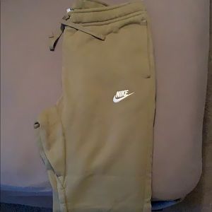 Nike Men’s Jogger sweatpants sz M